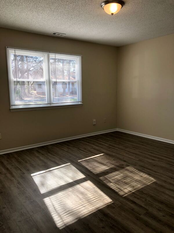 Building Photo - 505 E Hudson St