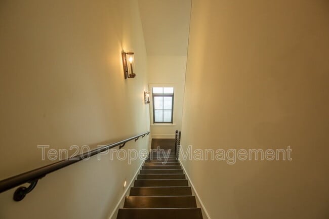 Building Photo - 1 Millington Ct