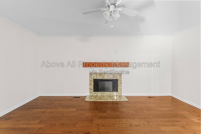 Building Photo - 1202 Belhaven Rd