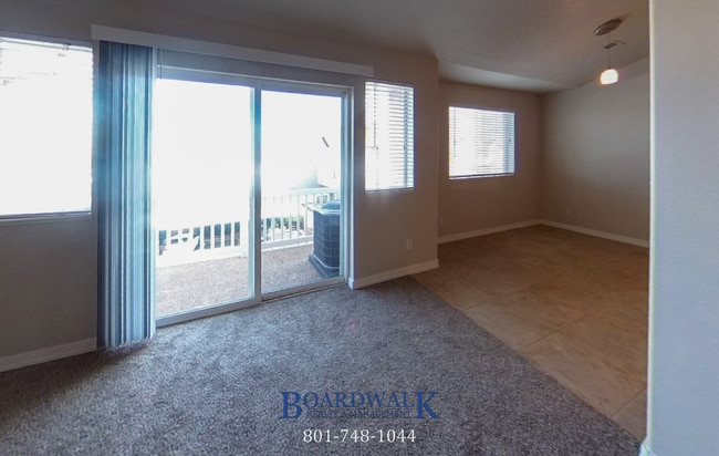 Building Photo - Spacious 2 Bed 2 Bath Condo in Bountiful!