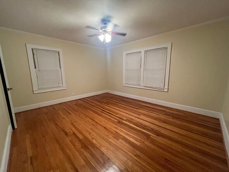1 of 3 bedroom - 160 Fore Ave