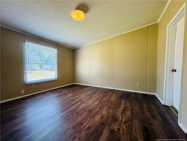 Building Photo - 30 Jefferson Ln