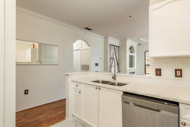 Building Photo - 2749 Via Cipriani