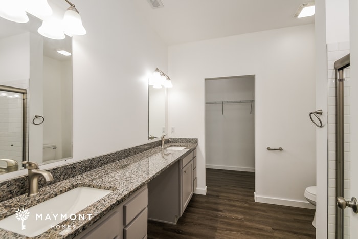 Building Photo - 402 Foxridge Ct