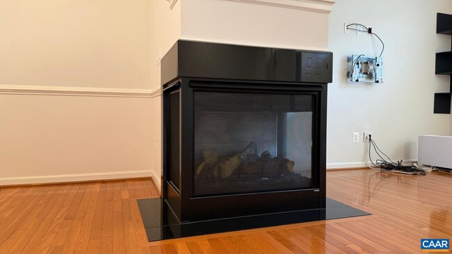 Building Photo - 2350 Abington Dr