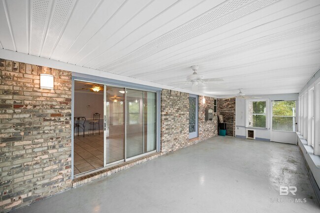 Building Photo - 9952 Perdido Vista Dr