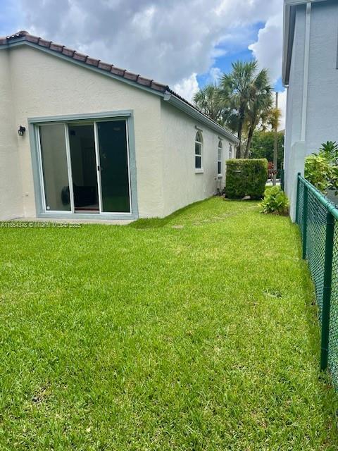 Building Photo - 670 NW 154th Ave