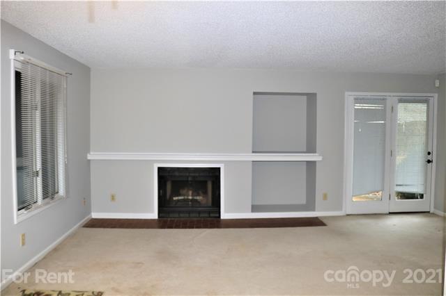 Building Photo - 1847 J Julian Ln