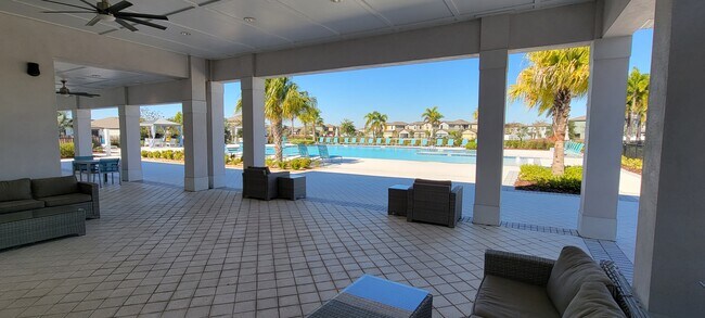 Building Photo - 4213 Romano Busciglio St