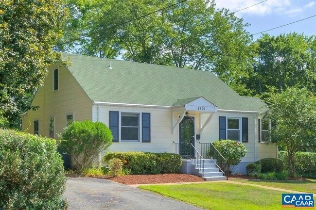 Building Photo - 1601 Del Mar Dr