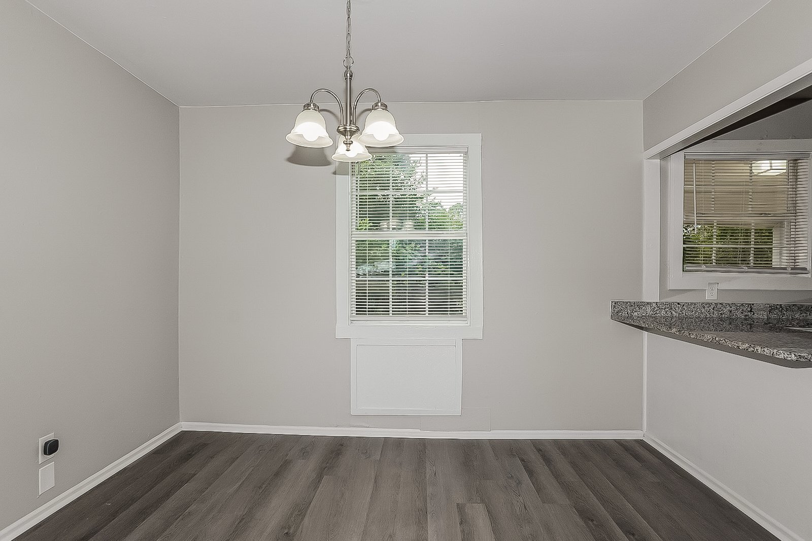 Building Photo - 674 Morton Ave NE