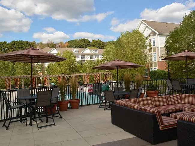 Building Photo - 1776 Patriots Ln