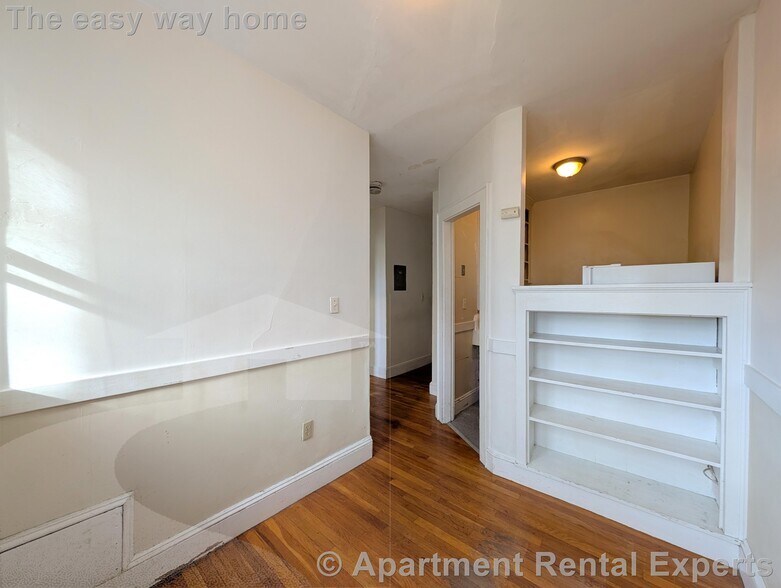 Building Photo - 4 Cogswell Ave