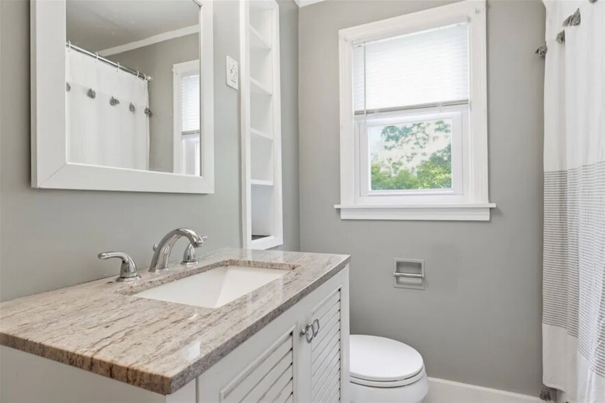 Building Photo - 27 Pleasant View Dr