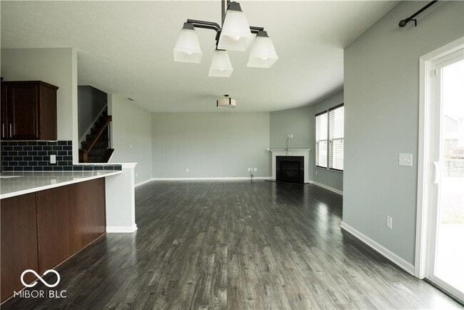 Building Photo - 15665 Eastpark Dr