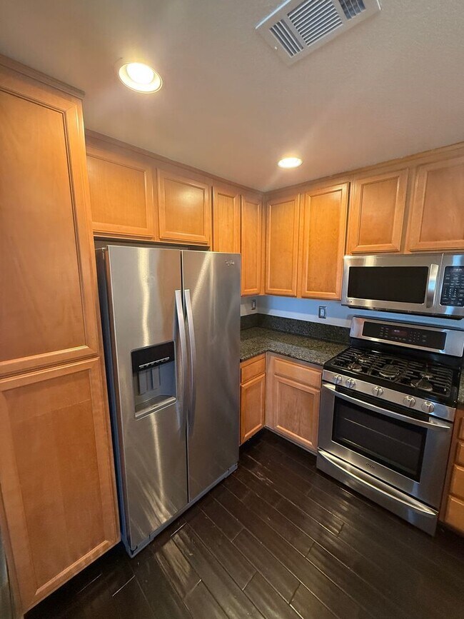 Building Photo - Beautiful Home in Chula Vista