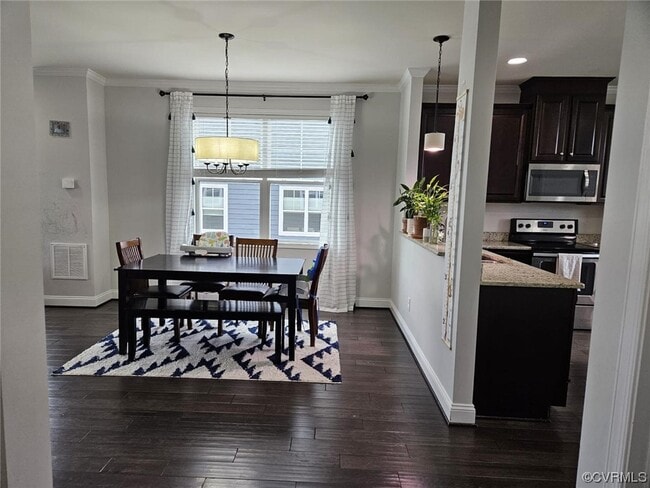 Building Photo - 5249 Bedford Falls Cir