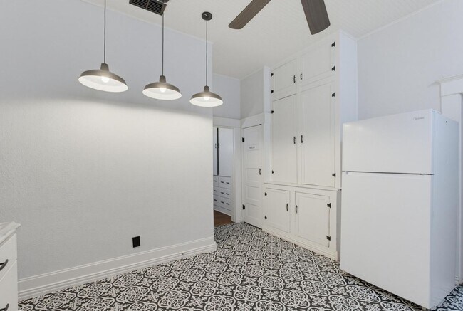 Building Photo - 1518 N 17th St