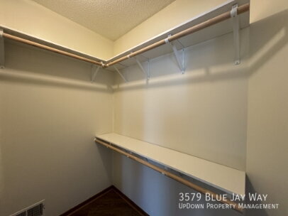 Building Photo - 3579 Blue Jay Way