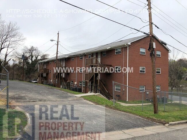 Building Photo - Affordable 2BR/1BA Apartment for rent!