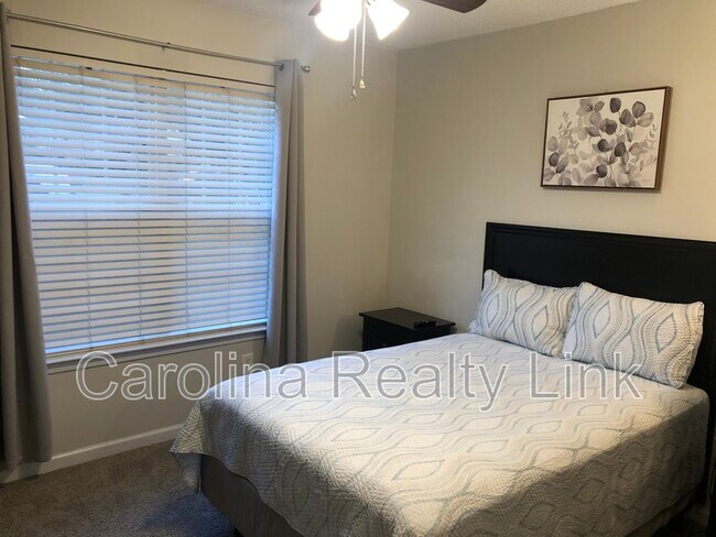 Building Photo - 5534 Allen Rd E