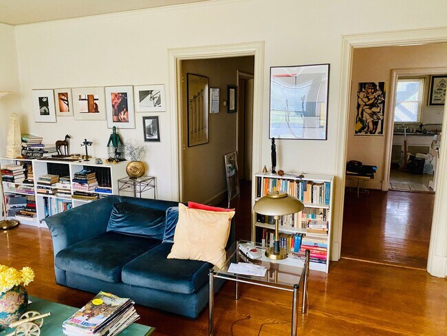 Building Photo - 4506 Monument Ave