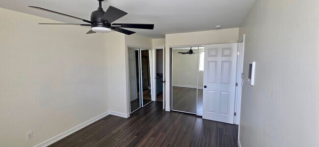 Building Photo - North Park 2bed/2bath with parking