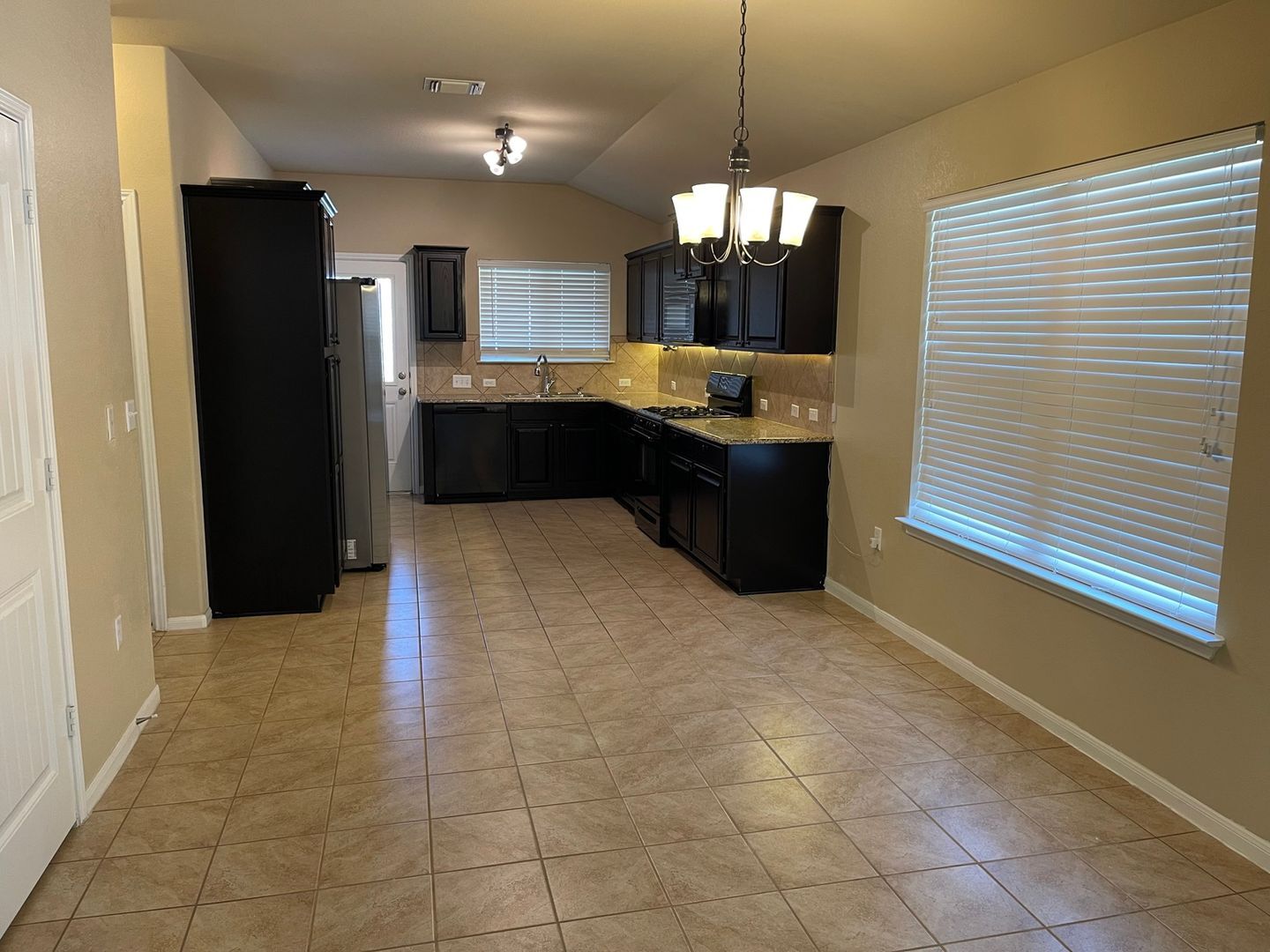 Building Photo - 1413 Blake St