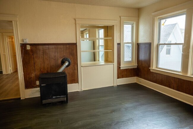 Building Photo - 42 Dorchester St