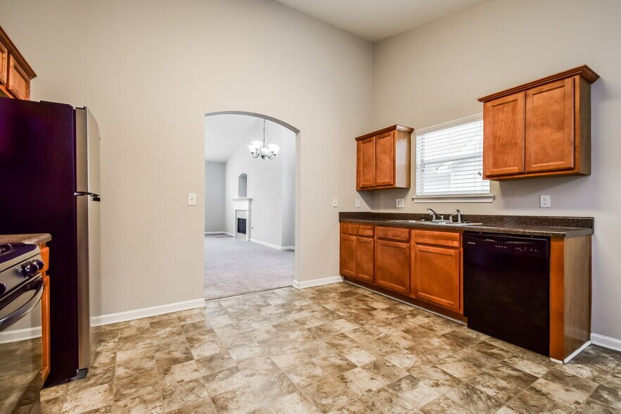 Building Photo - 54 Camden Way