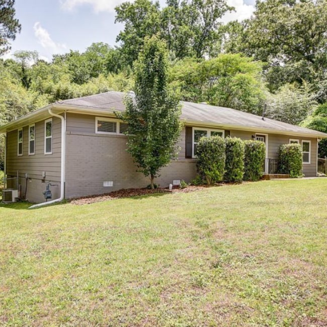 Building Photo - 3085 Biggern Ave