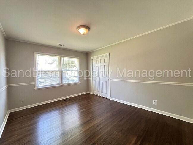 Building Photo - FOR LEASE | Midtown Tulsa | Available Now!