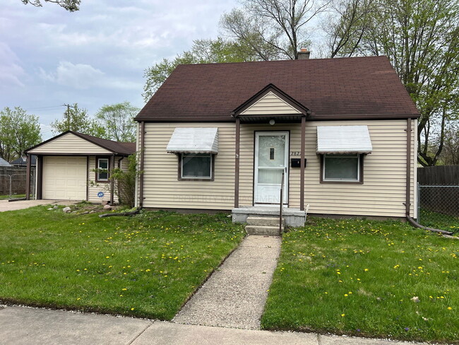 Primary Photo - 28273 Schram St