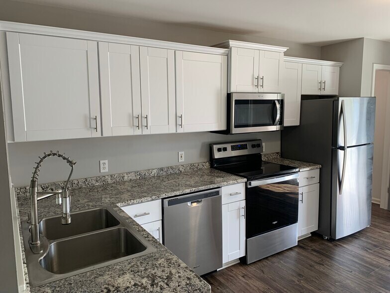 Primary Photo - Westgate Apartments