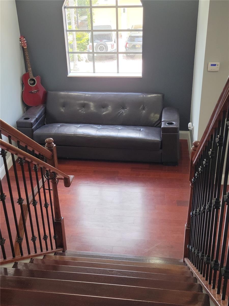 Building Photo - 486 SW 5th St