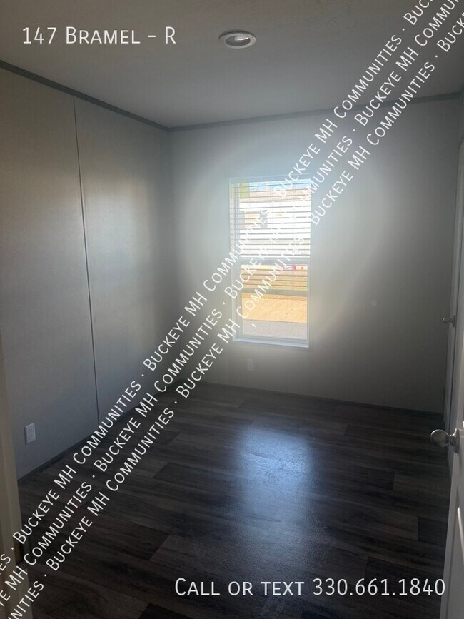 Building Photo - 147 Bramel-R