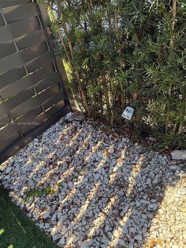 Building Photo - 15022 SW 30th St