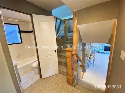 Building Photo - 290 Aspen Dr