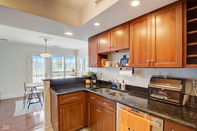 Building Photo - 7648 Harbour Isle