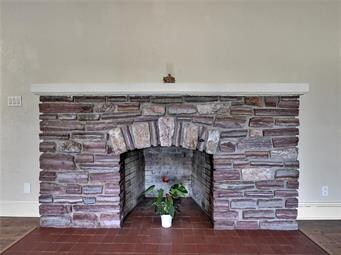 living room - 265 Station Rd
