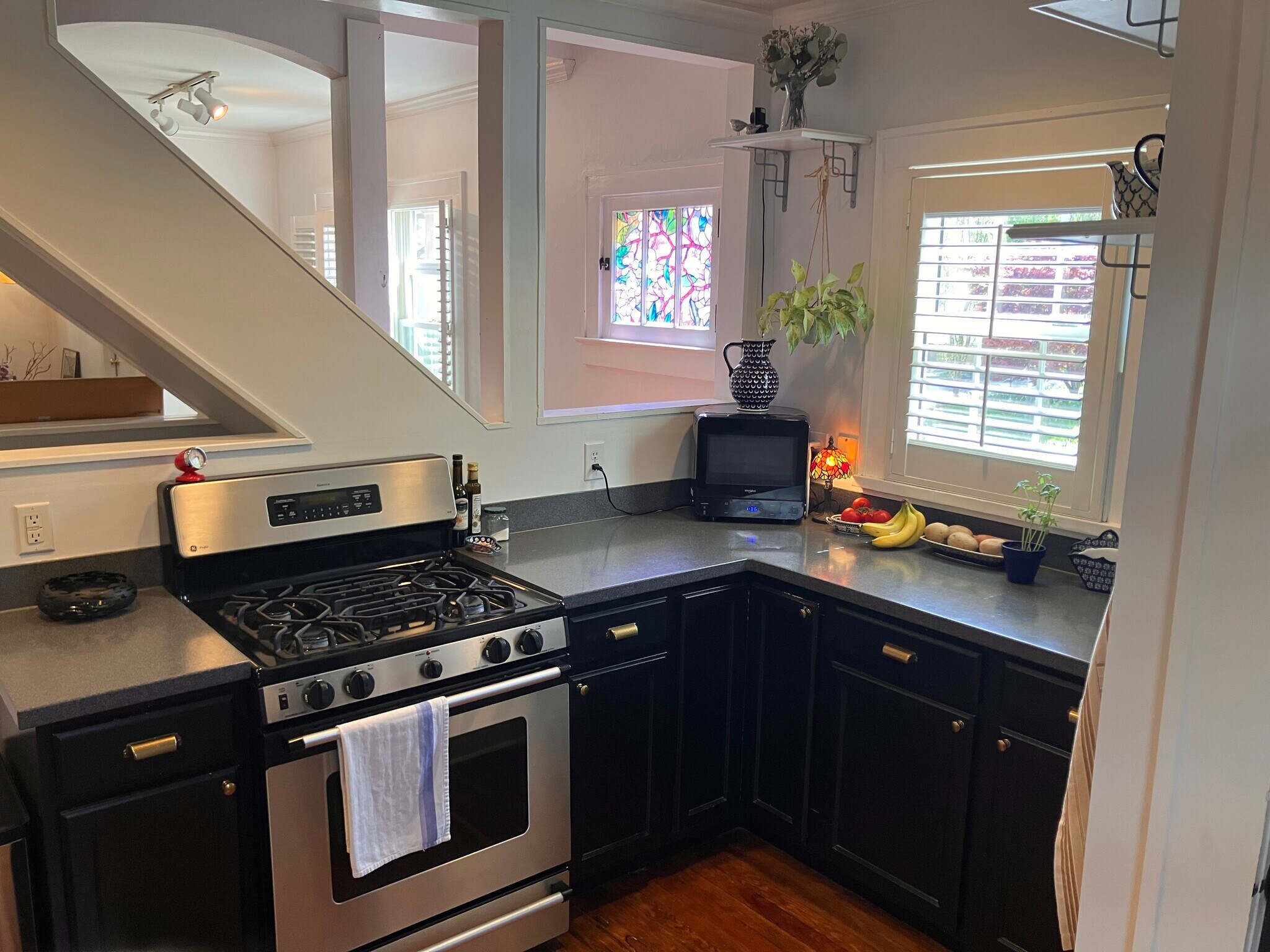 Kitchen - 1241 Bruck St