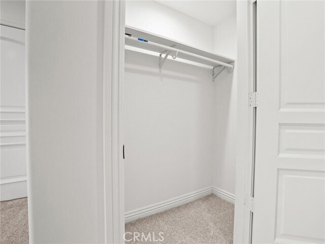 Building Photo - 1598 Long BCH