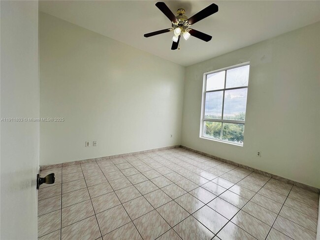 Building Photo - 7420 W 20th Ave