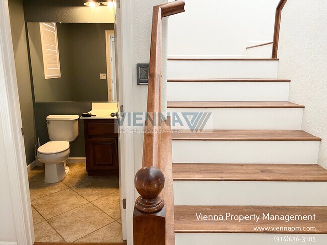 Building Photo - Sacramento, CA - House - $2,350.00