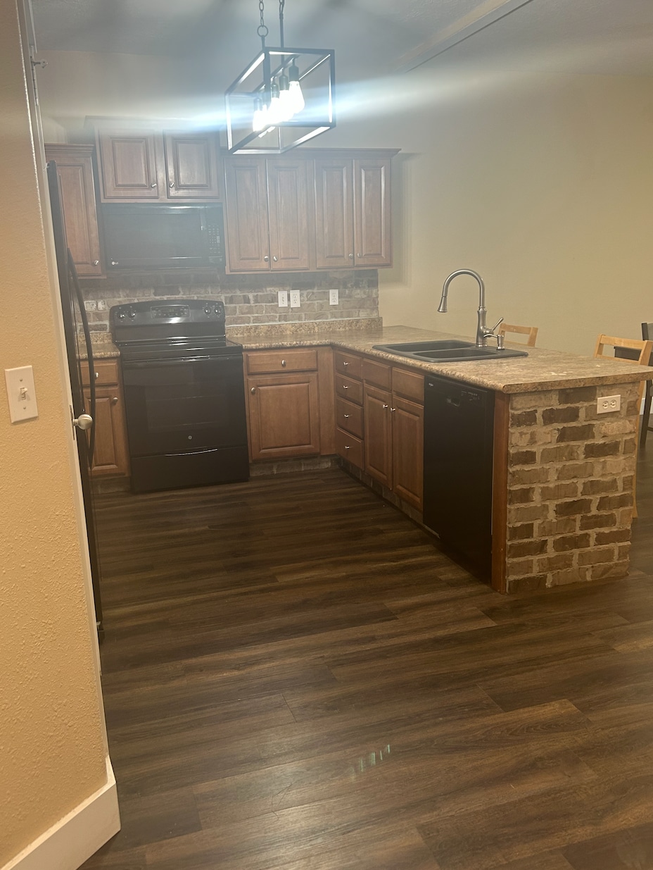 Building Photo - 1556 W 140 N