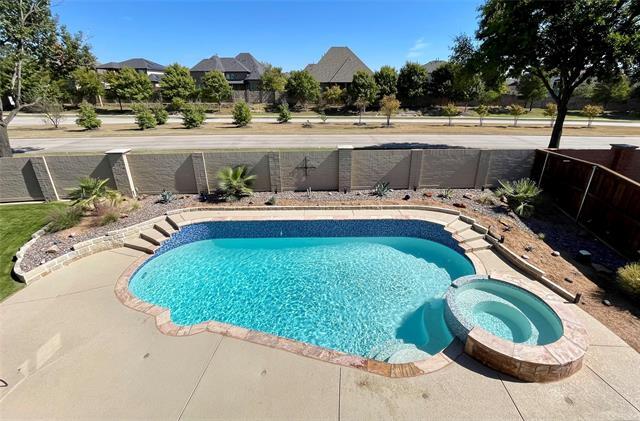 Building Photo - 1804 Briaroaks Dr