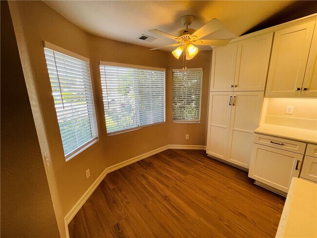 Building Photo - 28937 Biarritz Ct