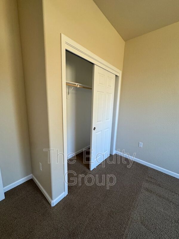 Building Photo - 3614 S County Center Dr