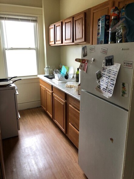 Building Photo - 5213 5th Ave