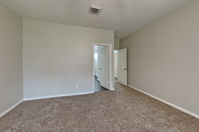 Building Photo - 12127 Rocky Lake Dr